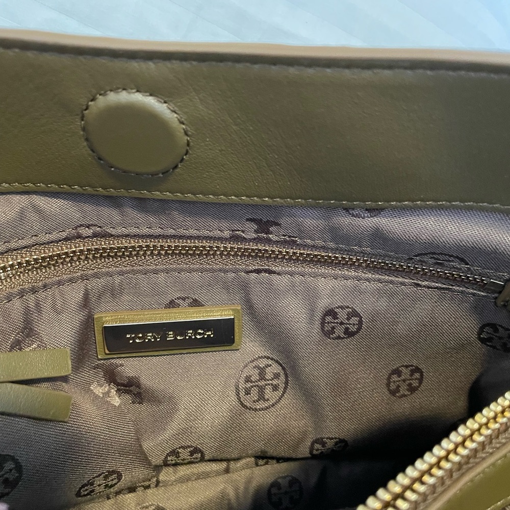 Tory Burch shoulder bag in brand new condition - Picture 3 of 6